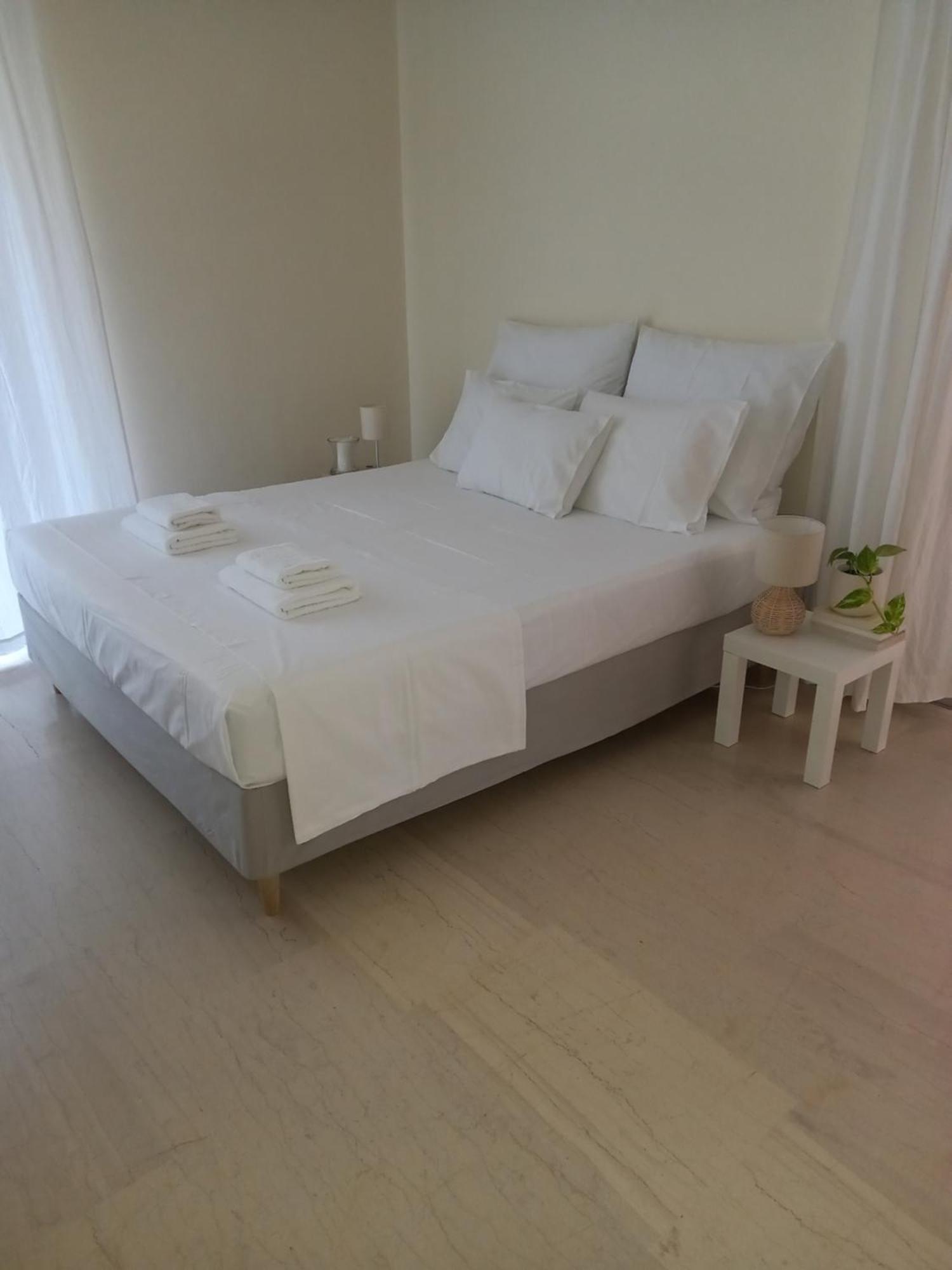 Ναrika Hotel กาเมนาวูร์ลา ภายนอก รูปภาพ