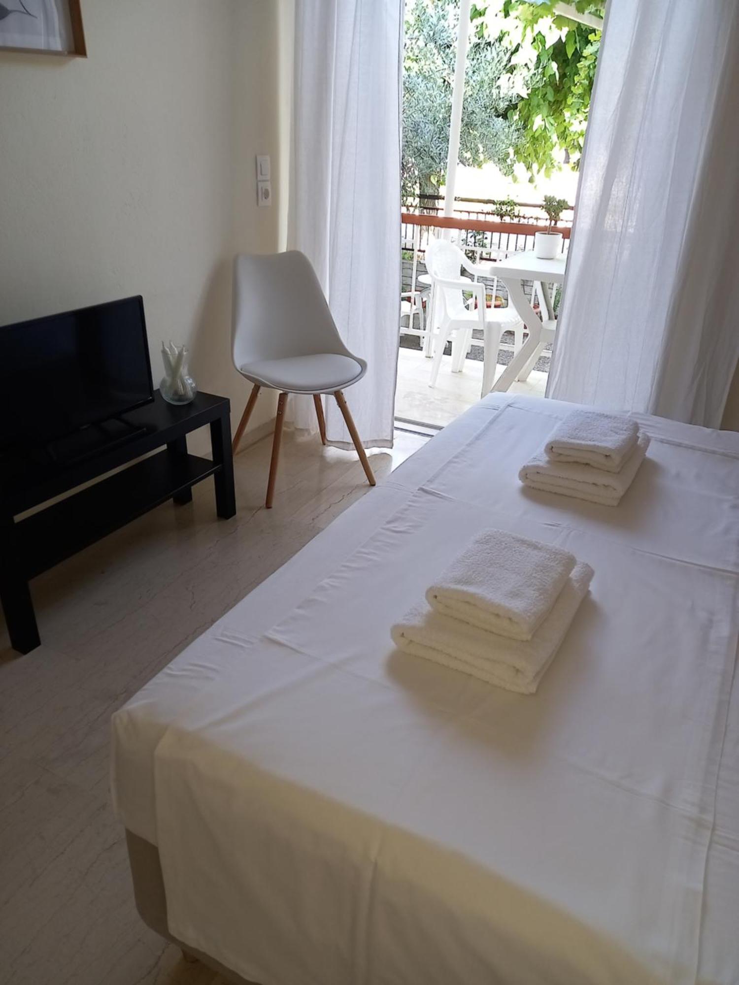 Ναrika Hotel กาเมนาวูร์ลา ภายนอก รูปภาพ